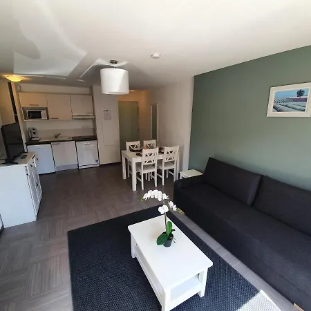 L'arbousier - Piscine & Climatisation *